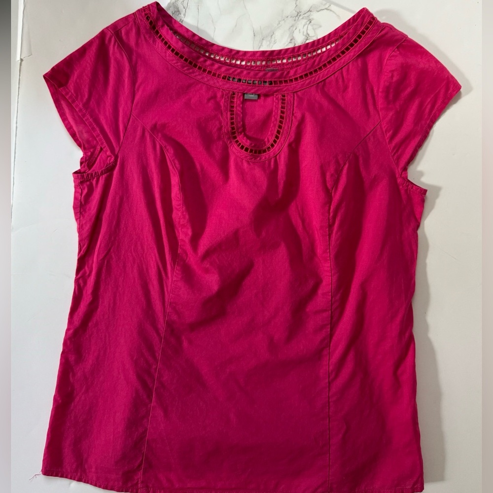 Merona collection top size small . 100% cotton. Excellent condition